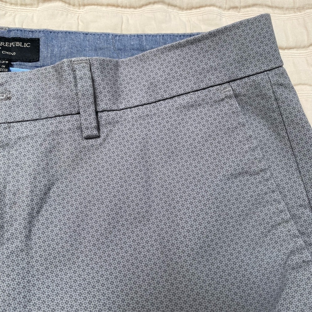 Banana Republic Light Gray Pattern Chinos